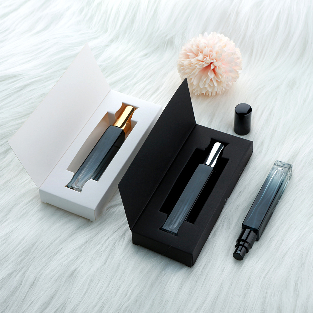 30 flaconi di profumo da 10 ml - Perfume Atomizer Travel recensione e prezzo