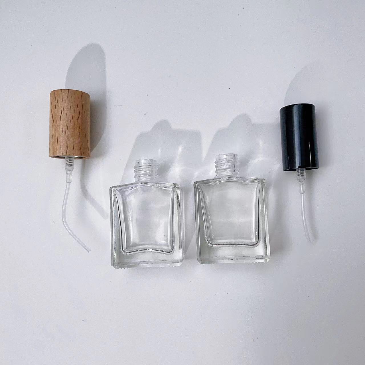 Flacone Spray per profumo in v - Perfume Atomizer Travel recensione e prezzo