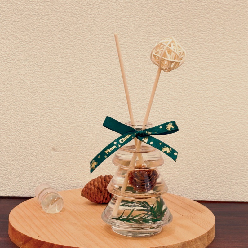 Oli diffusori di ance senza fi - Home Fragrance Reed Diffuser recensione e prezzo